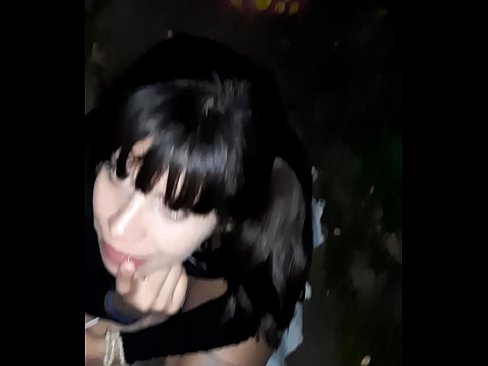 ❤️ Na ulici opuchnutý penis výmenou za cukríky ️ Porno video na nás
