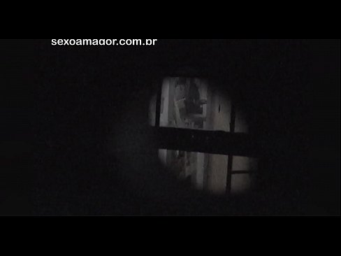 ❤️ Blondínka sa nechá tajne natáčať voyerom zo susedstva ukrytým za dutými tehlami ️ Porno video na nás
