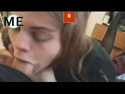 ❤️ Hrdlo vtáka, roztrhané pančuchy a roztrhané podpätky pekné stretnutie ️ Porno video na nás